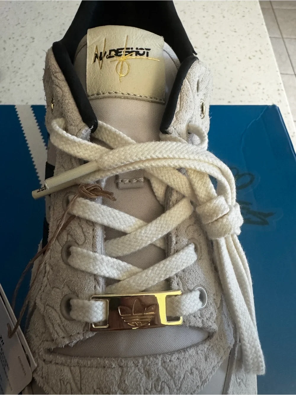 adidas low top